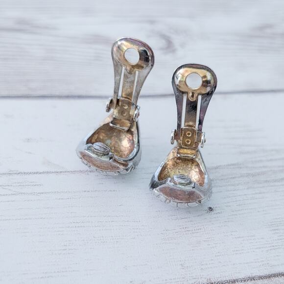 Vintage Clip On Earrings Stylish Statement Silver Tone Chunky 7/8" - Picture 9 of 9